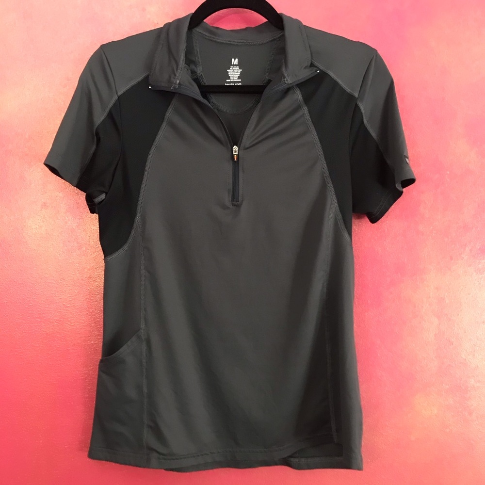 Kerrits riding shirt. Nice fit & stretch. Like new.